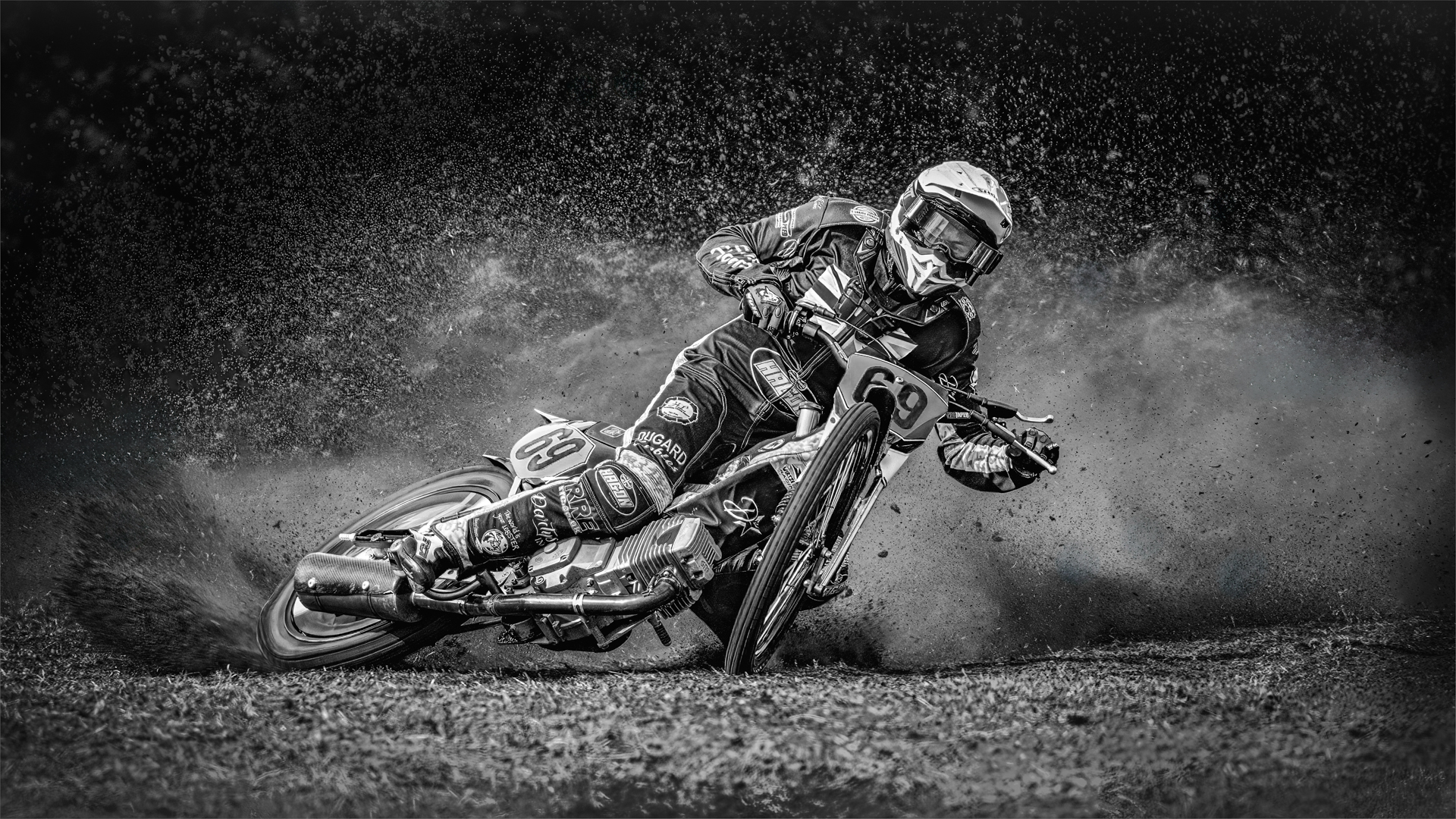 Julia Wainwright (England) Kicking Up The Dust